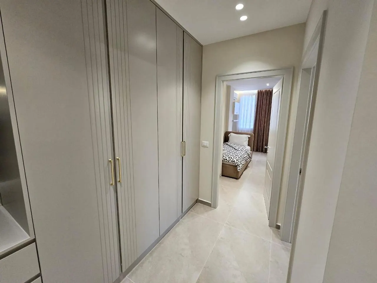 Otel My Apartments Te Rruga Bogdaneve Tiran